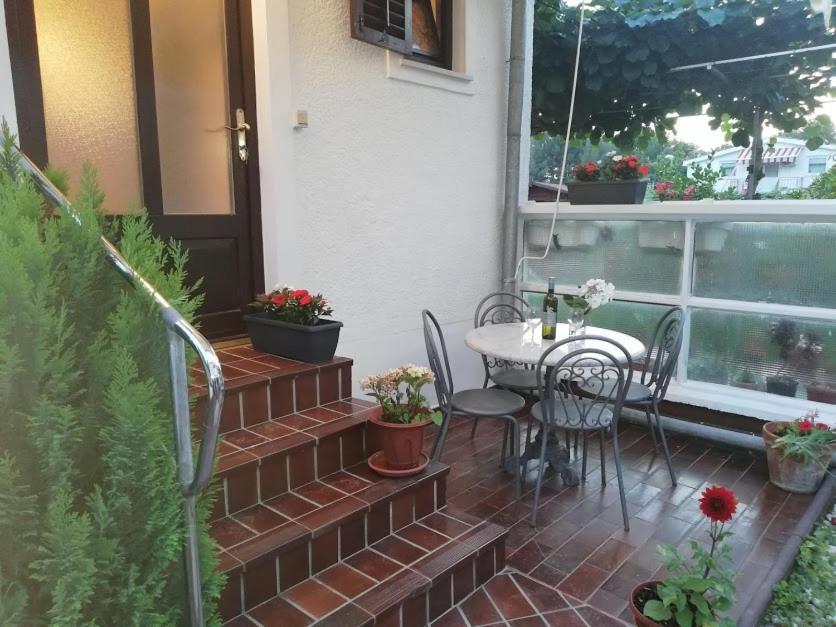 Studio Apartman Meli Lägenhet Poreč Exteriör bild